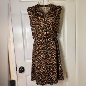 Leopard Print Dress with button up top with tie front, Size 2X